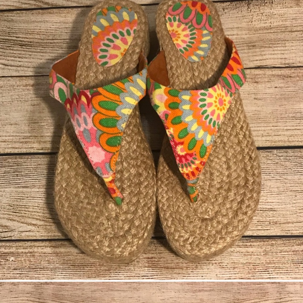 Espidrille wedge flip flops